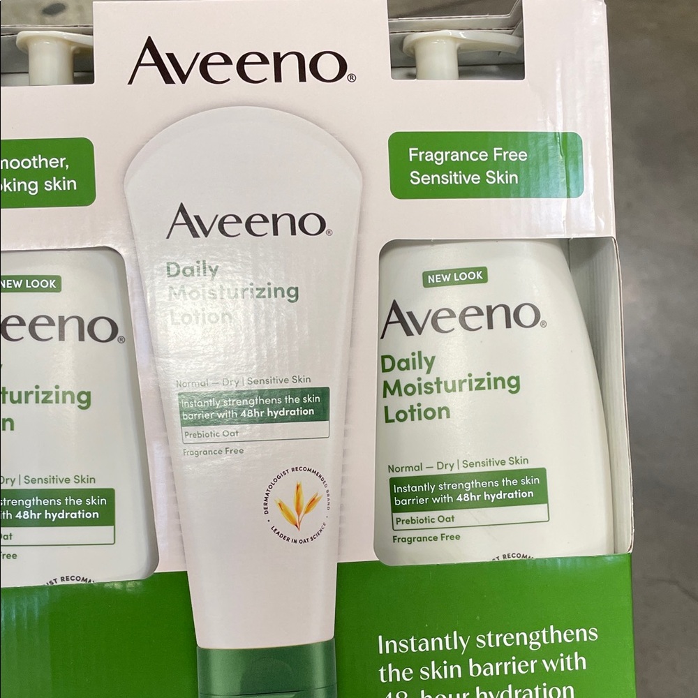 Aveeno Daily 48 Hours Moisturizing Lotion Value 2 Pack - Picture 2 of 6